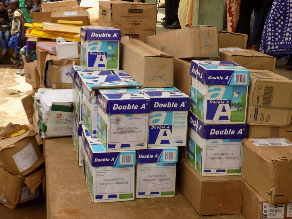 image Anjouan / Distribution de fournitures dans 25 écoles du Nyumakele